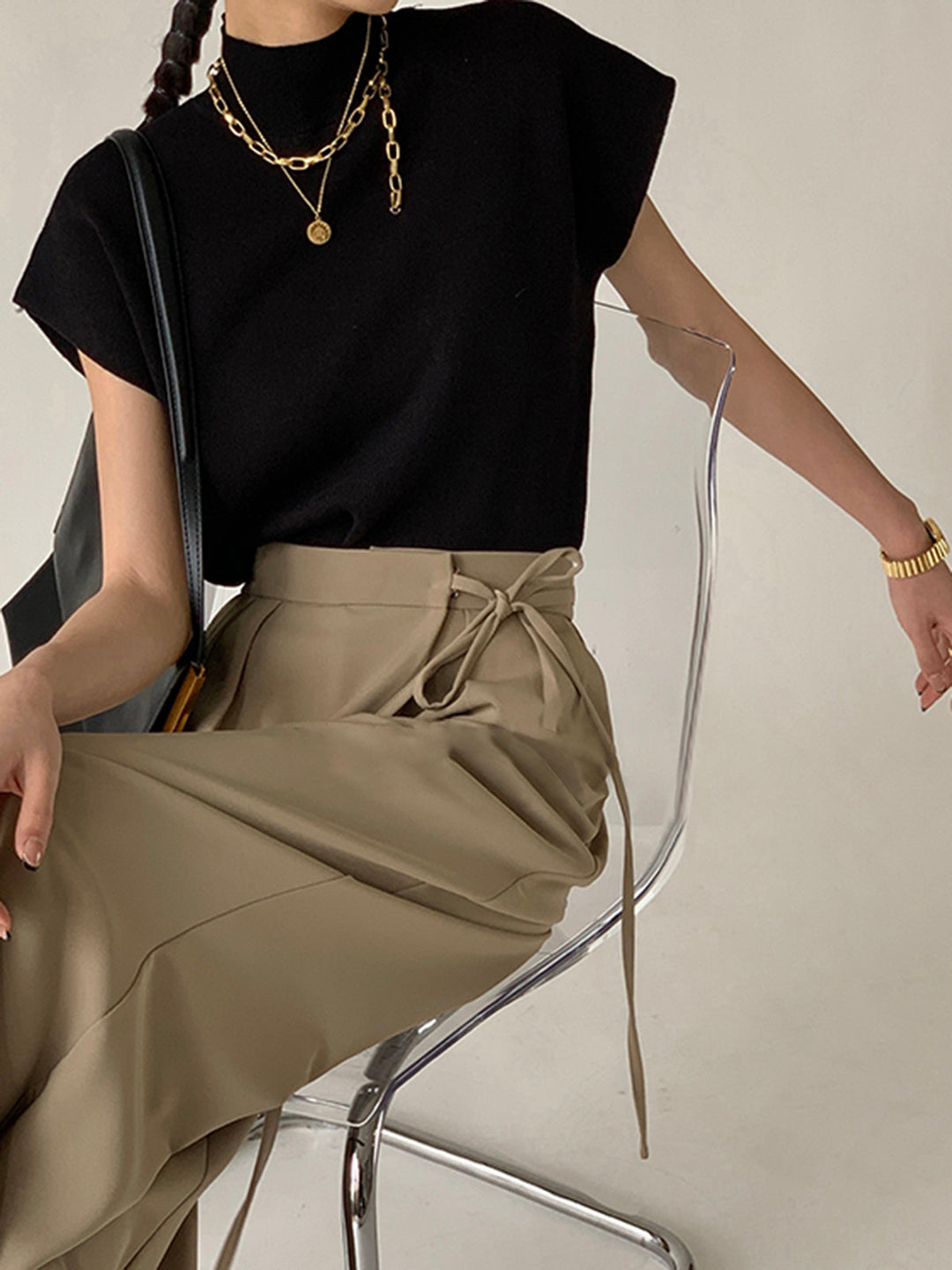 Marcela - Pohodlná pevná pulovrová vesta