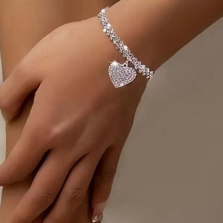 Lena - Vintage srdcový náramek