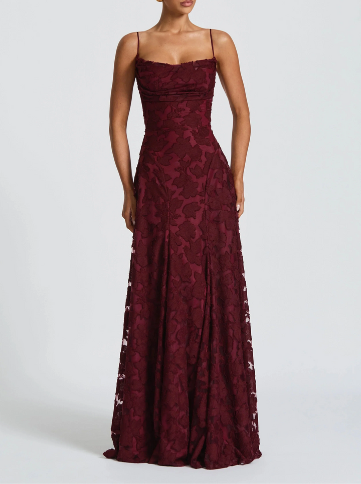 Radmila – Plynulá elegance v nadčasovém maxi stylu