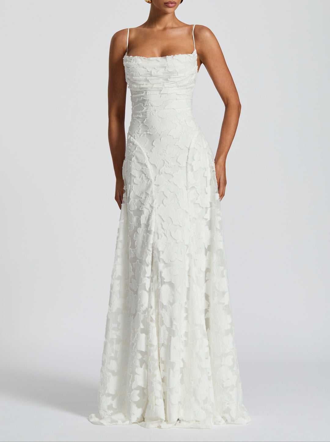 Radmila – Plynulá elegance v nadčasovém maxi stylu