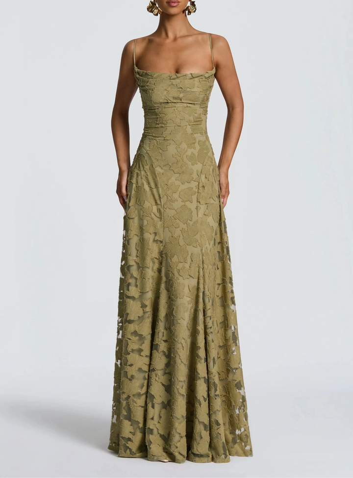 Radmila – Plynulá elegance v nadčasovém maxi stylu